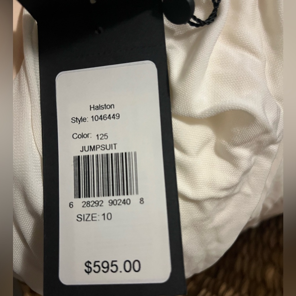 Halston Ivory Del Sequined Jersey Jumpsuit - size 10 - New with Tags $595 - Picture 6 of 6
